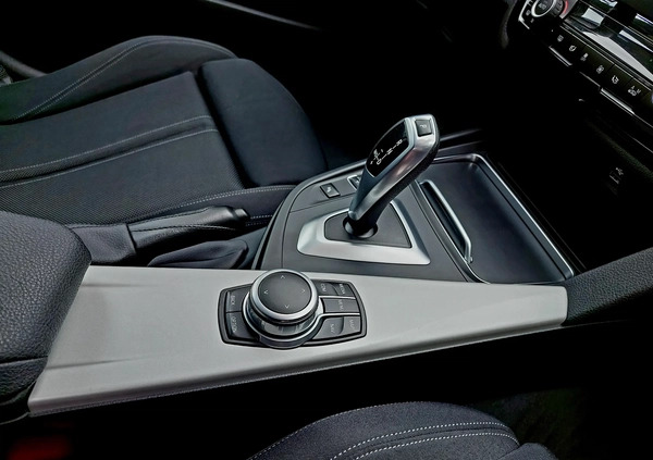 BMW 3GT cena 88900 przebieg: 102505, rok produkcji 2018 z Warszawa małe 742